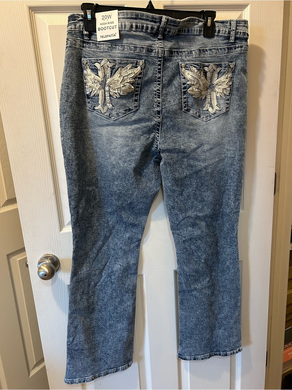 Telepatia 20W High Rise Bootcut Jeans in Light Wash Blue Embellished Pockets NWT